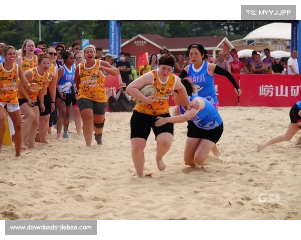 碧溪幼儿园小选手展现沙滩橄榄球赛中出色团队合作精神